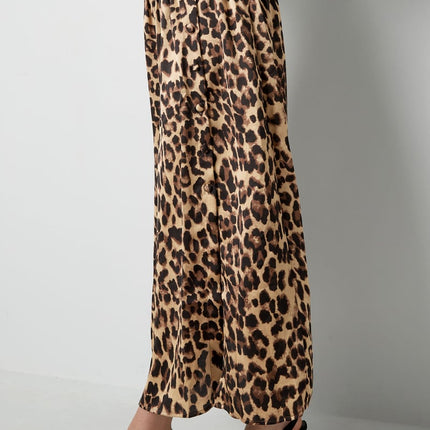 Long leopard print skirt