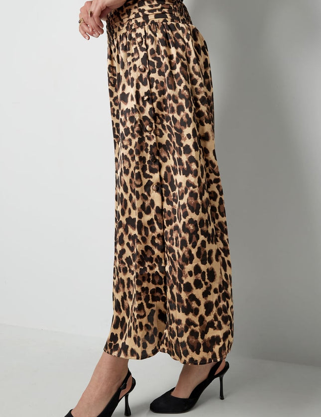 Long leopard print skirt