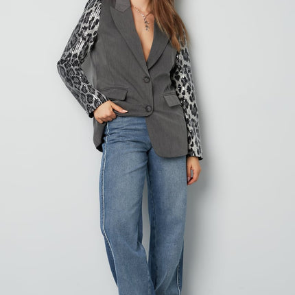 Blazer à manches pailletées imprimé léopard