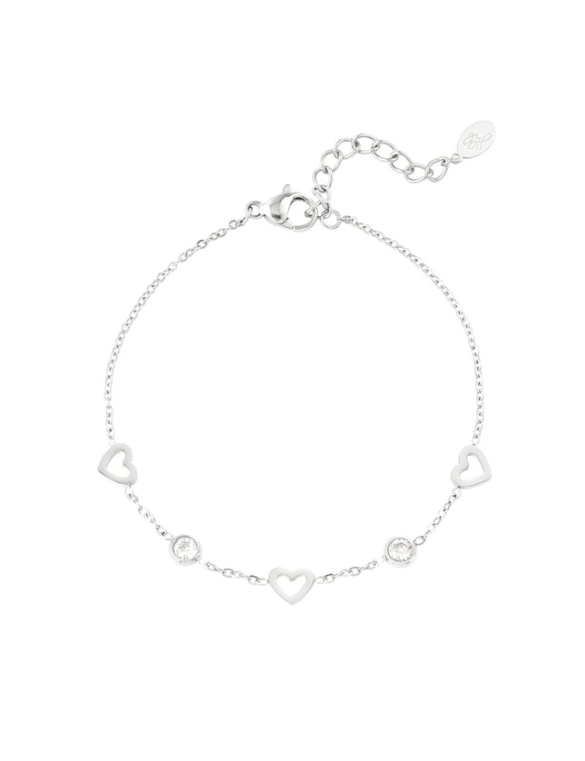 bracelet avec charms coeur et diamants