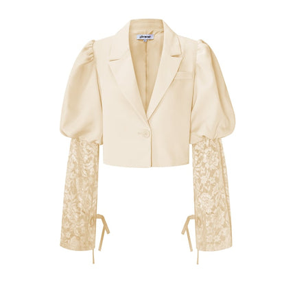 Blazer court tendance avec dentelle